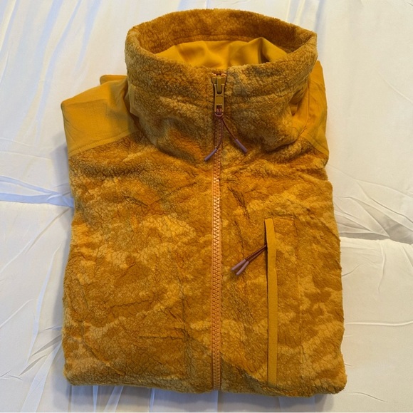 Outdoor Voices Full Zip Fleece jacket marigold M (C)3 - Picture 10 of 10